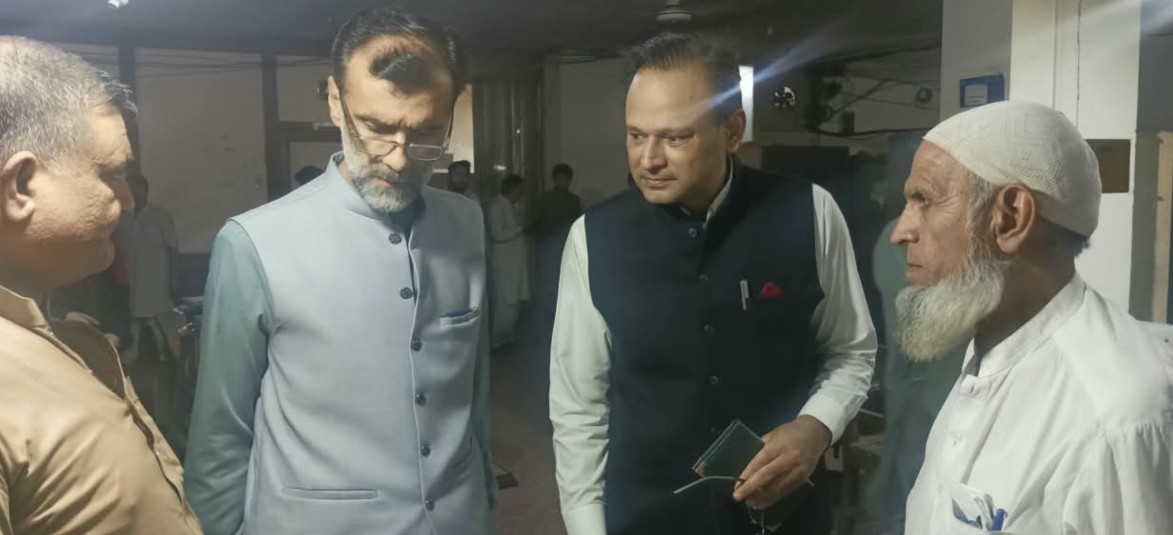 ایکسائز ٹیکسیشن ونارکوٹکس کنٹرول ڈیپارٹمنٹ کے افسران کا علی کمپلیکس ایکسائز آفس کا اچانک معائنہ