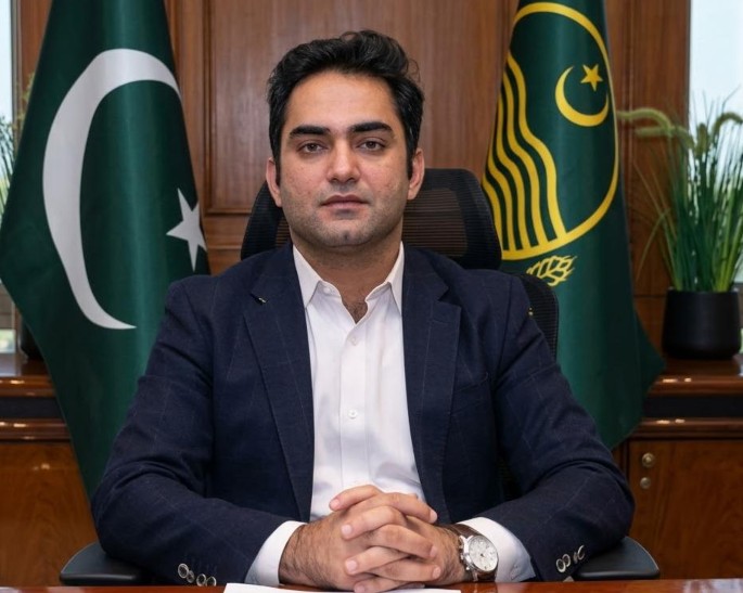 ستھرا پنجاب ۔ ضلع اوکاڑہ کے ہر گلی محلے میں صفائی ستھرائی کے اعلی معیار کو یقینی بنایا جا رہا ہے۔ڈپٹی کمشنر اوکاڑہ محمد اکرام ملک